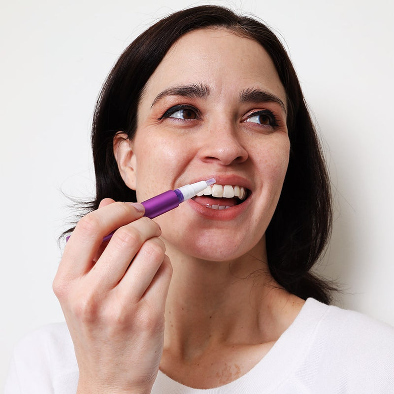 Nainen Diamond Smile Purple Teeth Whitening Pen - värinkorjauskynä - värikorjauskynä